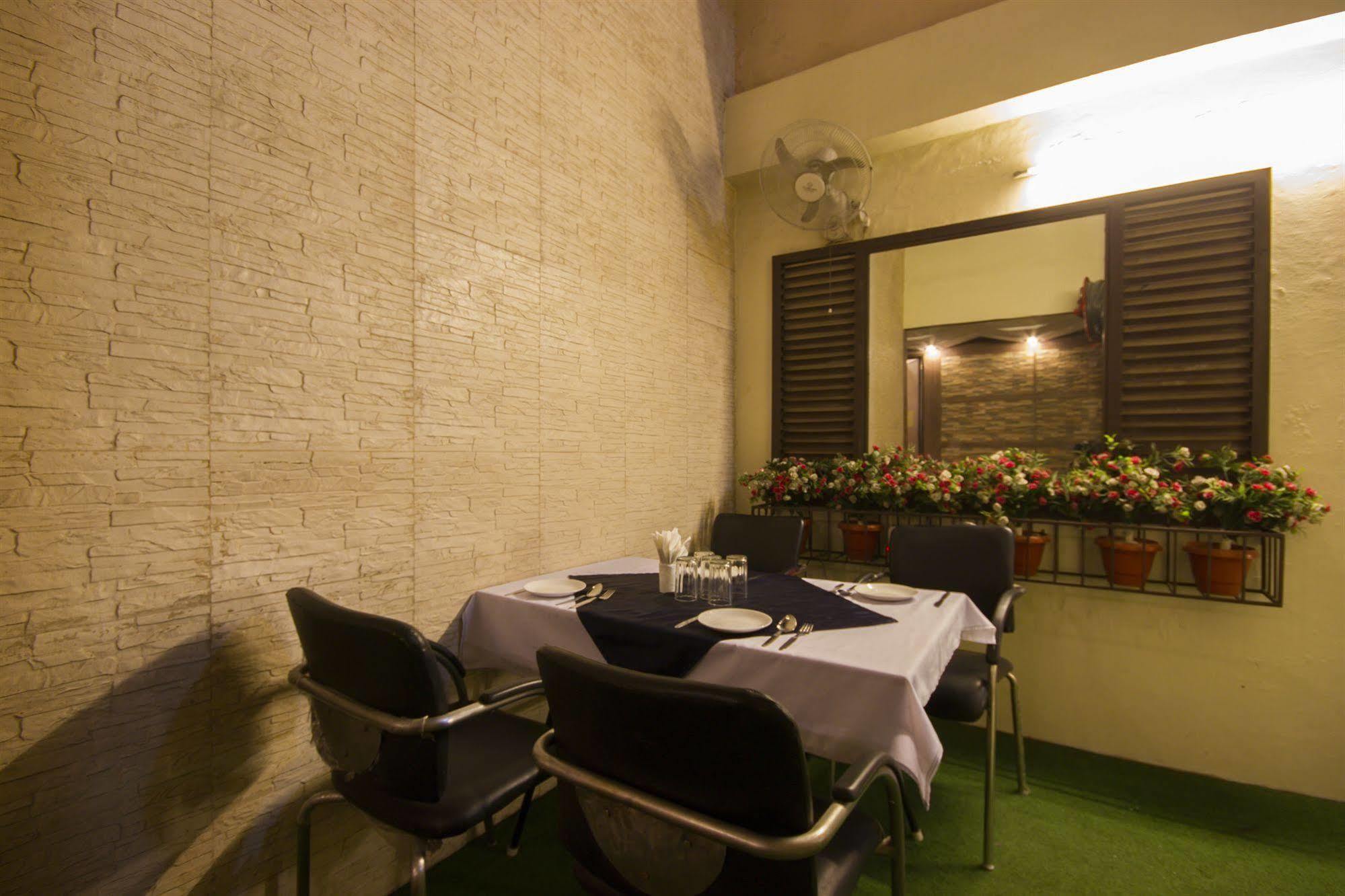 Hotel Sunstar Heights Delhi  Luaran gambar